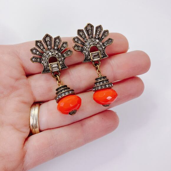 Signed Heidi Daus Red Deco Swarovski Crystal Clip On Earrings Dangle Drop VTG - Picture 2 of 16